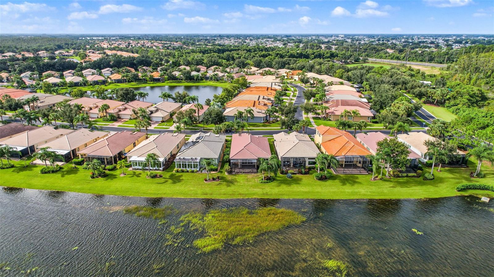 15910 GOLDEN LAKES DR