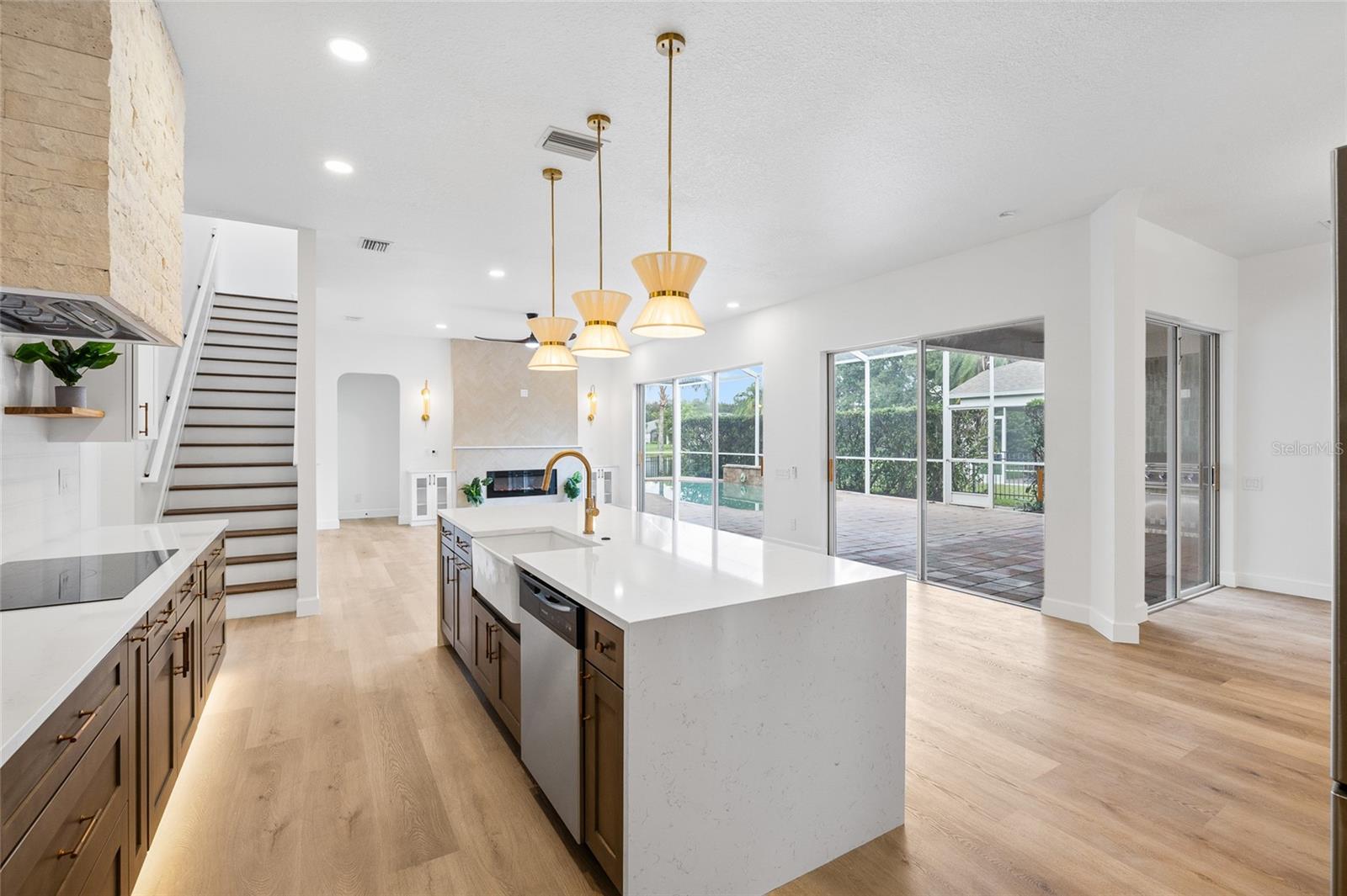 19015 FERN MEADOW LOOP