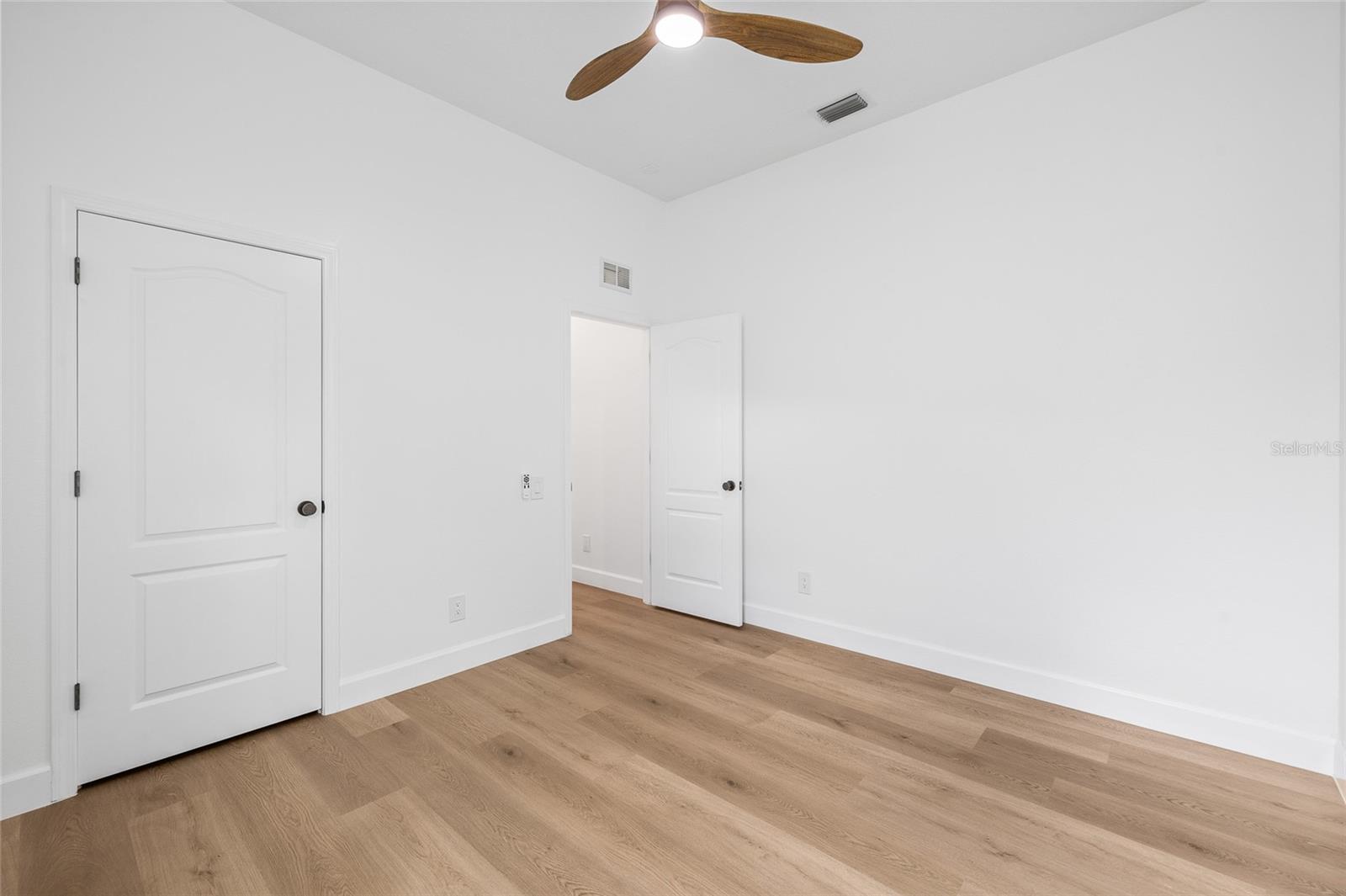19015 FERN MEADOW LOOP