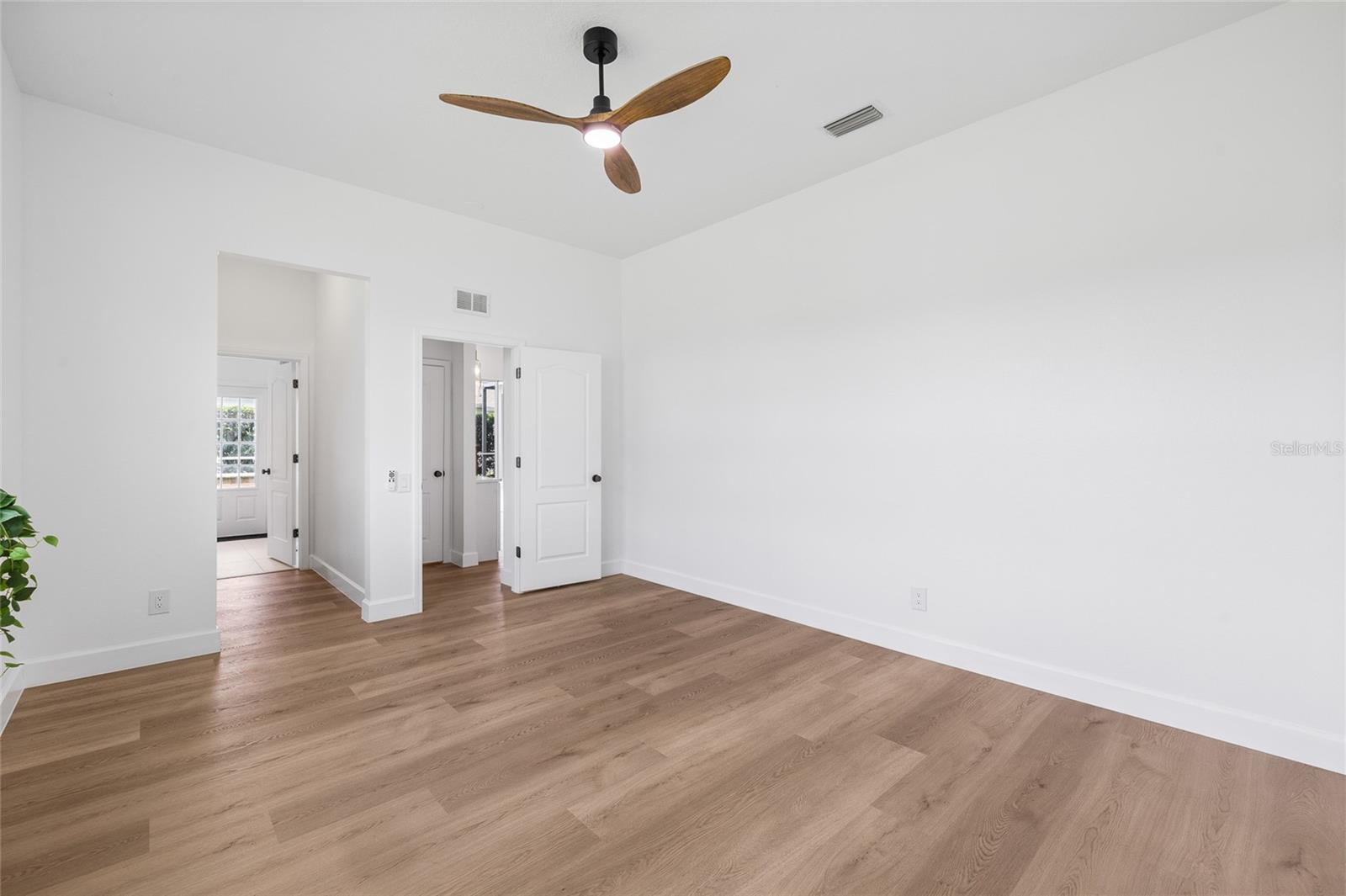 19015 FERN MEADOW LOOP