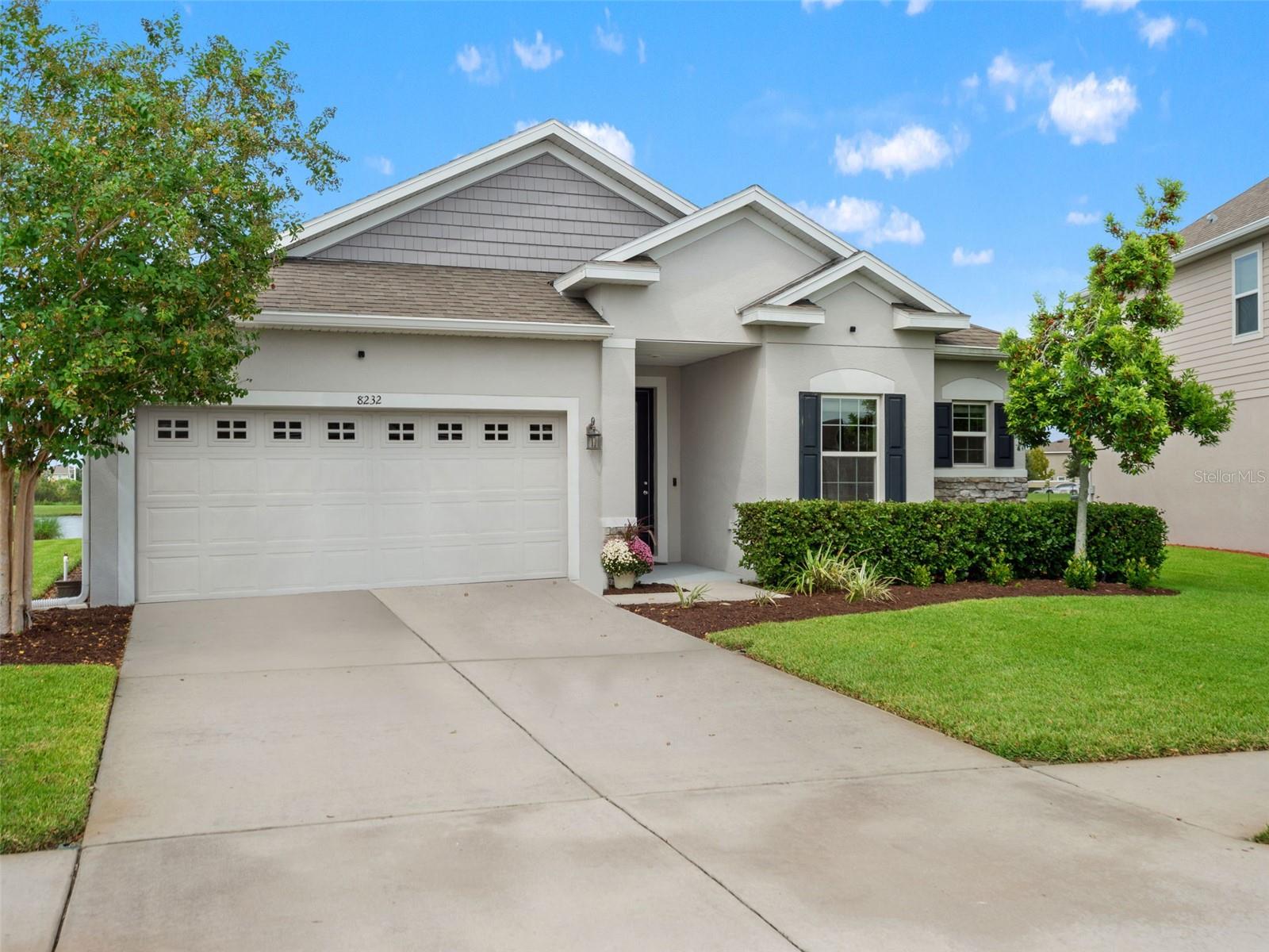 8232 OLIVE BROOK DR