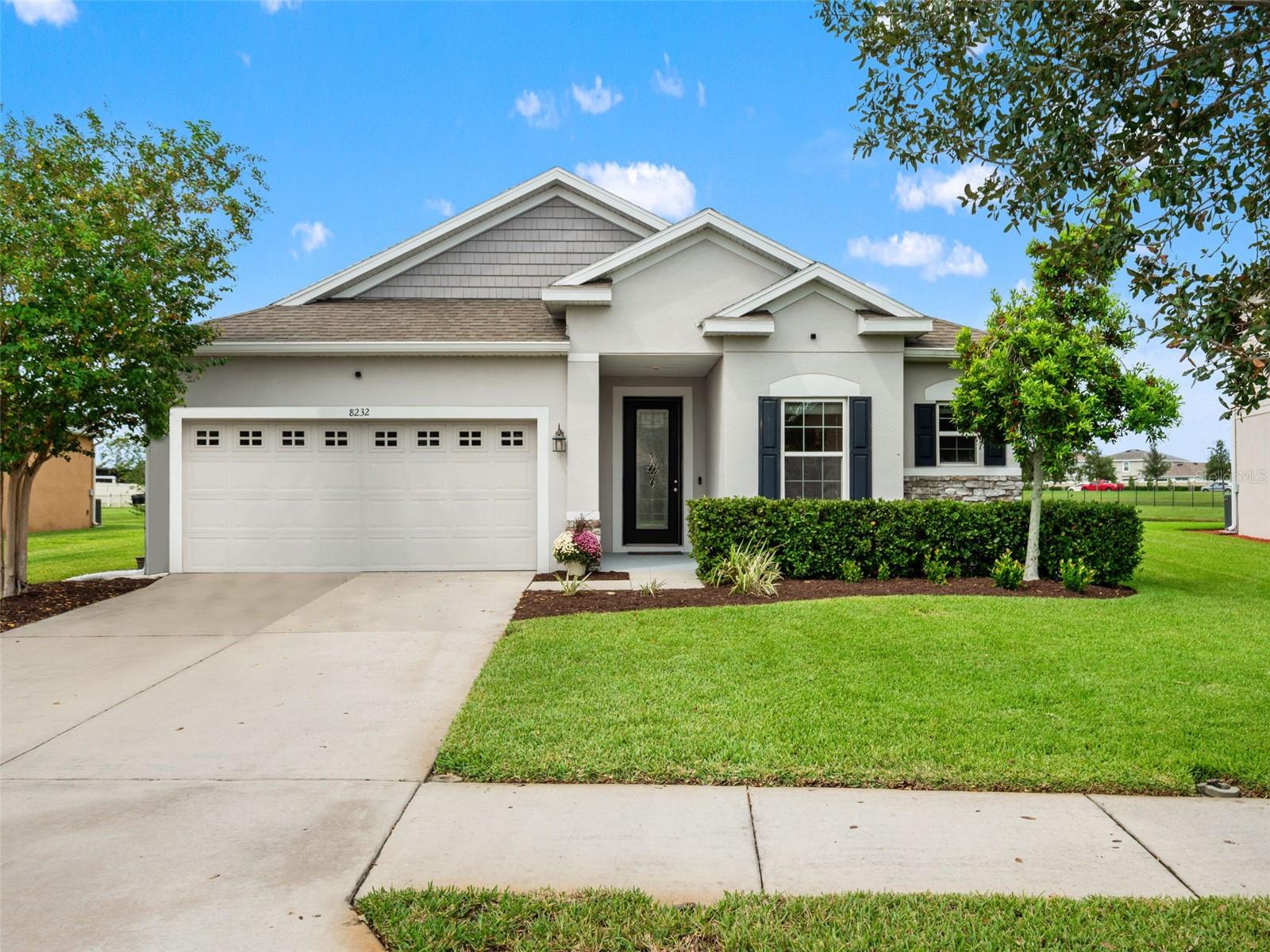 8232 OLIVE BROOK DR