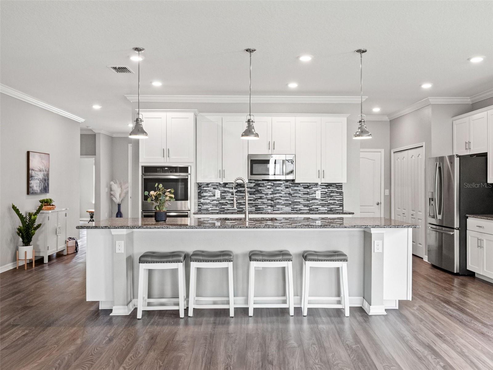 8232 OLIVE BROOK DR