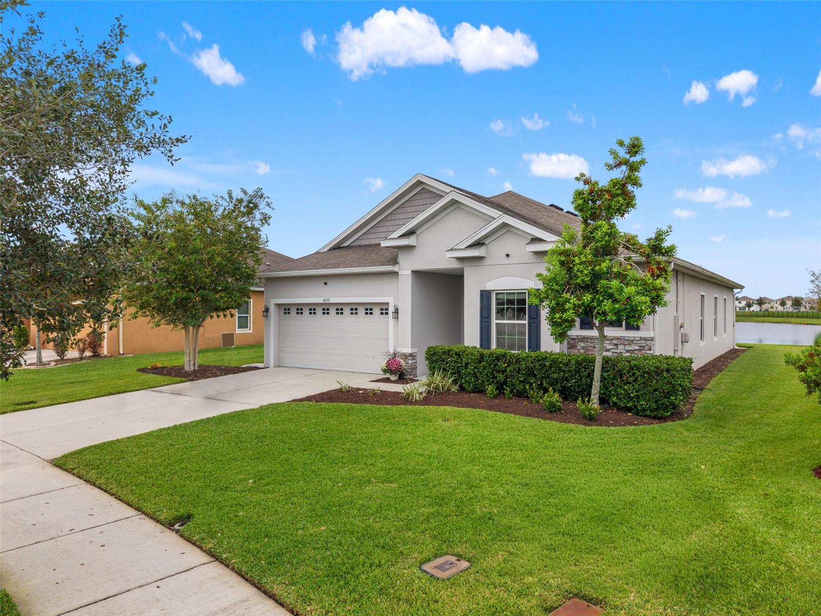 8232 OLIVE BROOK DR
