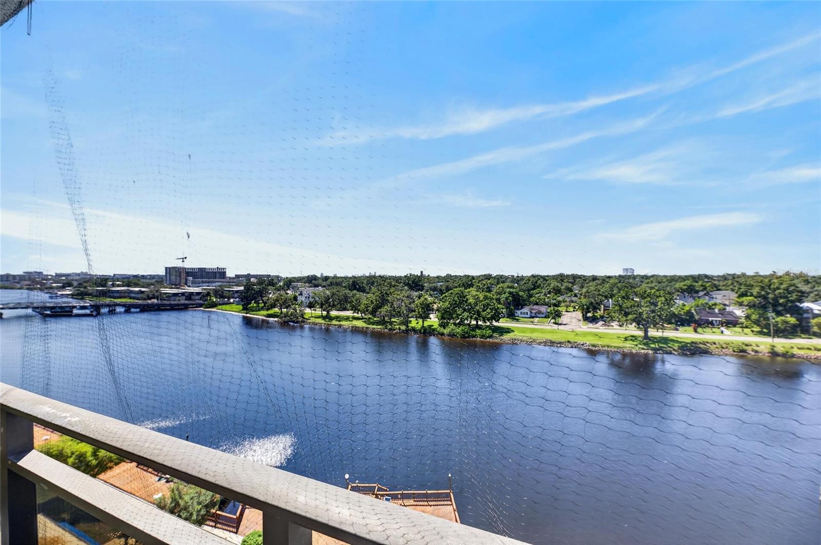 2780 N RIVERSIDE DR #601