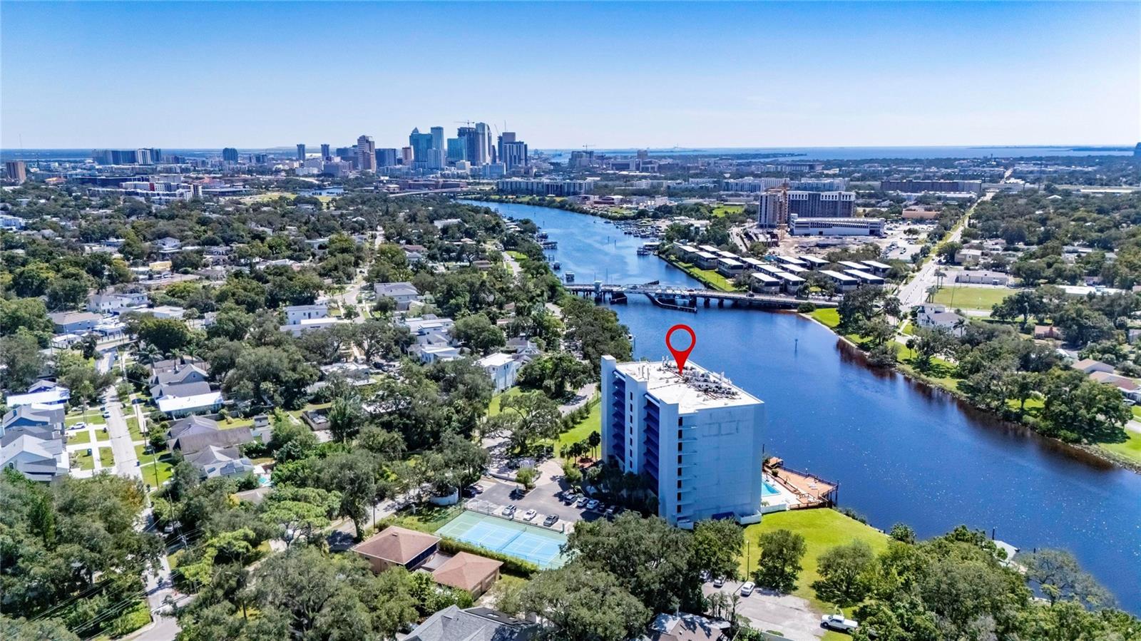 2780 N RIVERSIDE DR #601