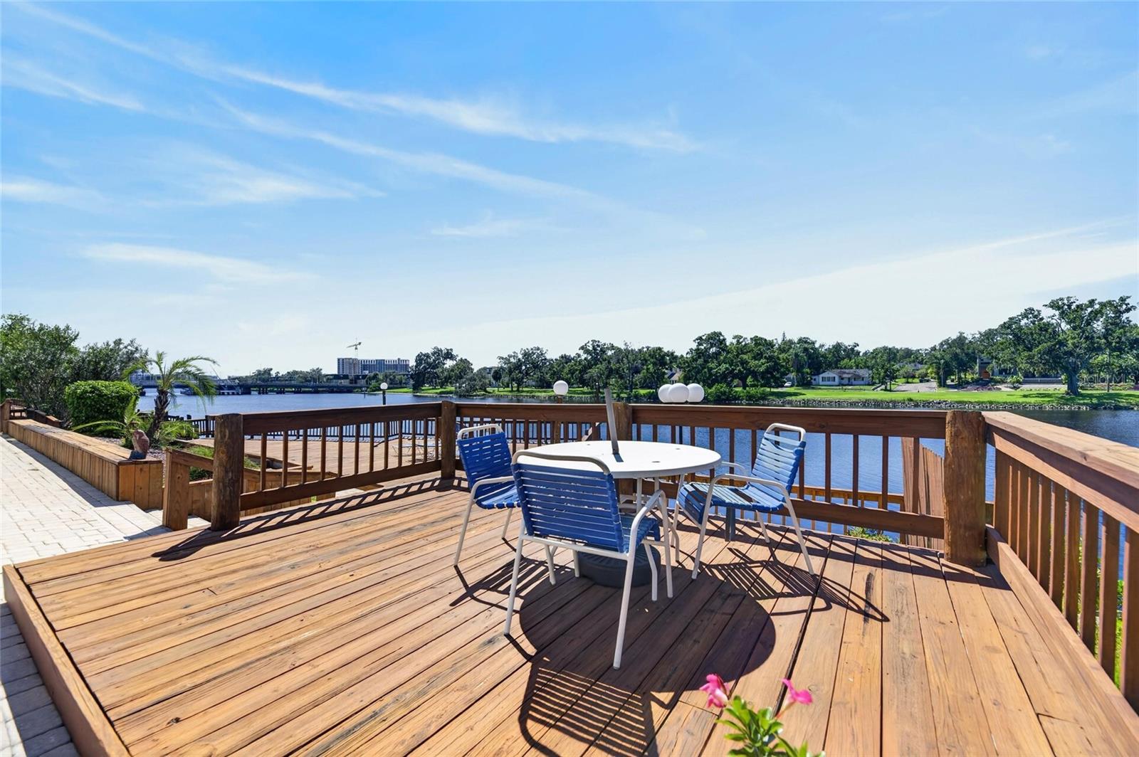 2780 N RIVERSIDE DR #601