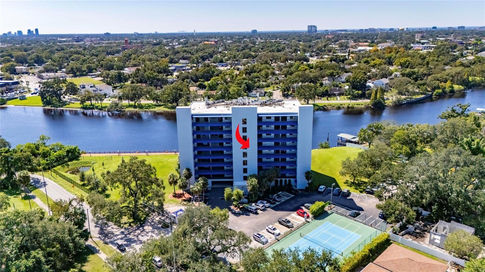 2780 N RIVERSIDE DR #601