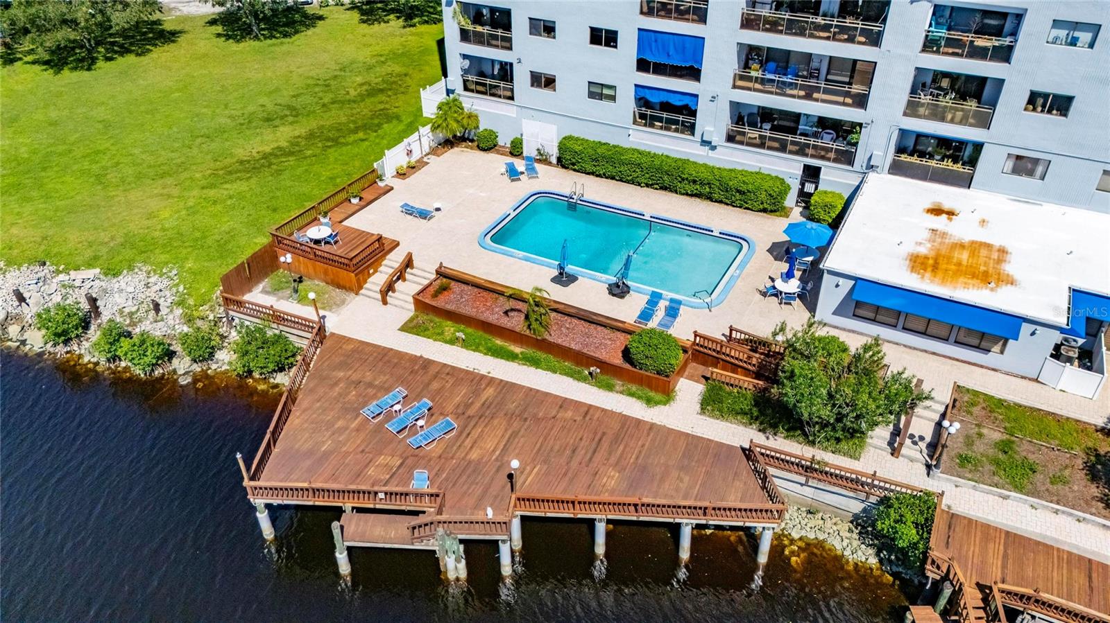 2780 N RIVERSIDE DR #601