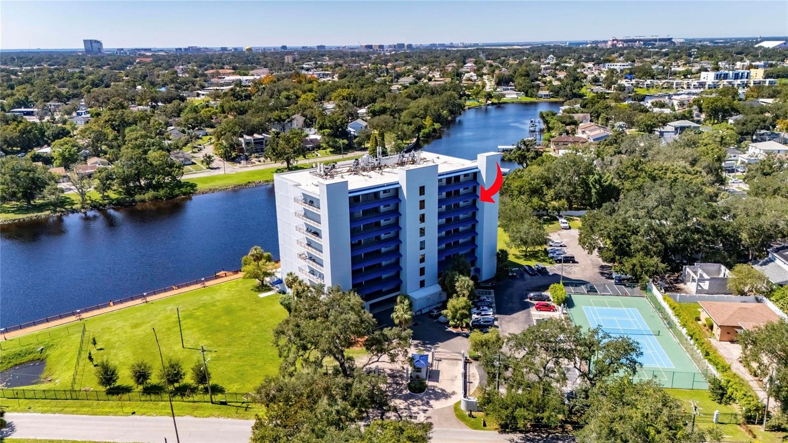 2780 N RIVERSIDE DR #601