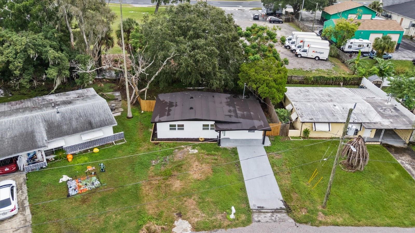 7361 ROYAL PALM DR