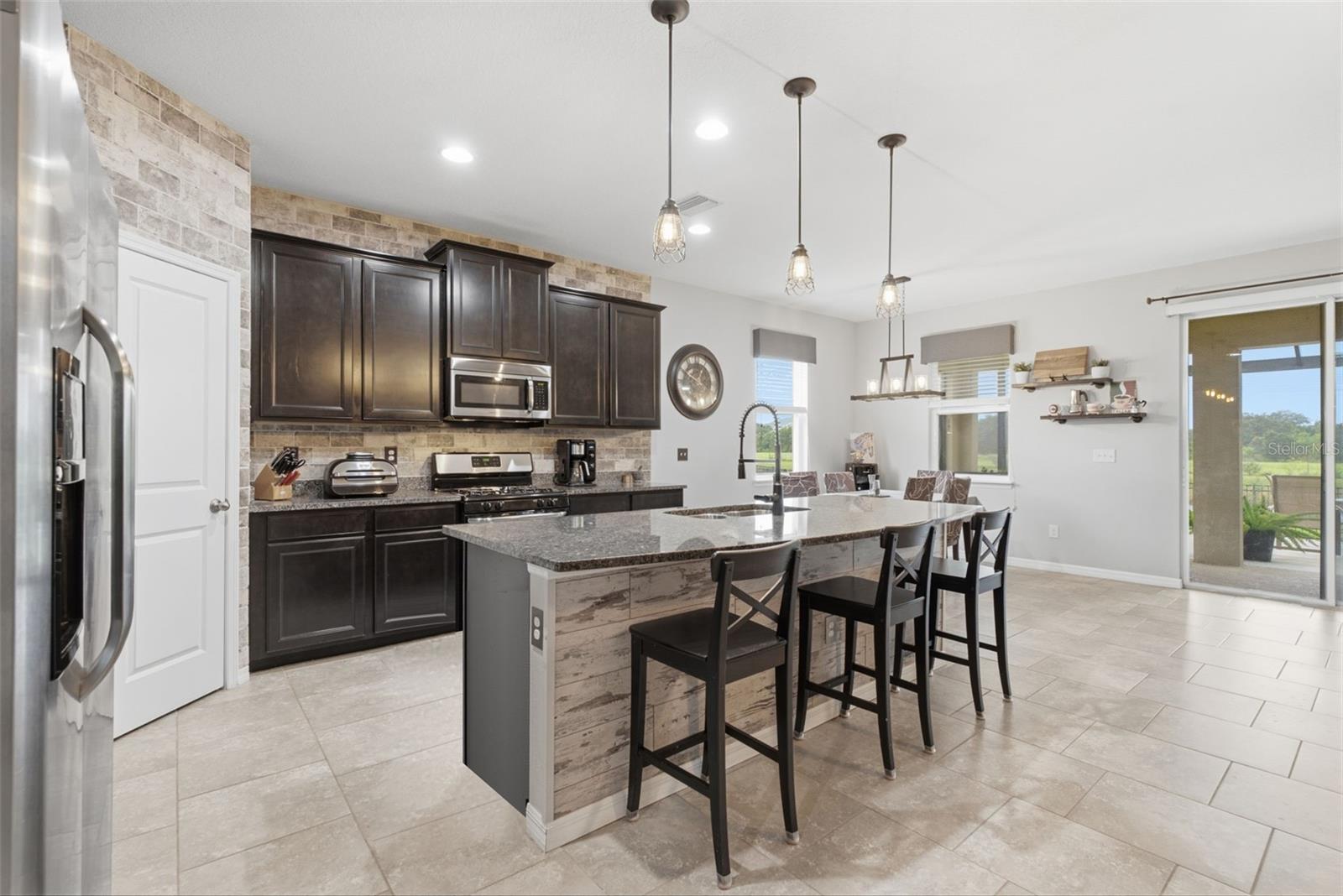 6414 TRITON LN