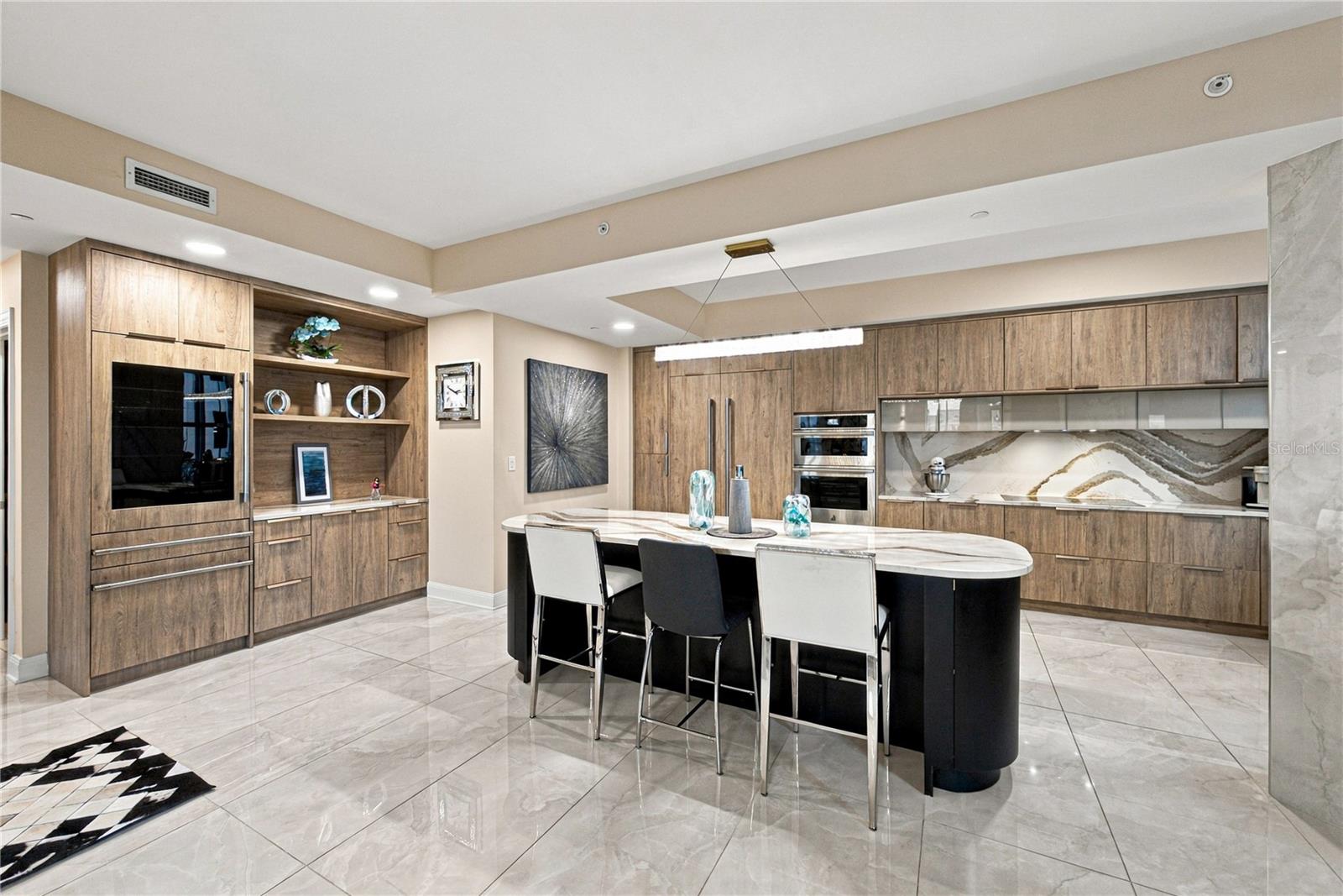 450 KNIGHTS RUN AVE #405