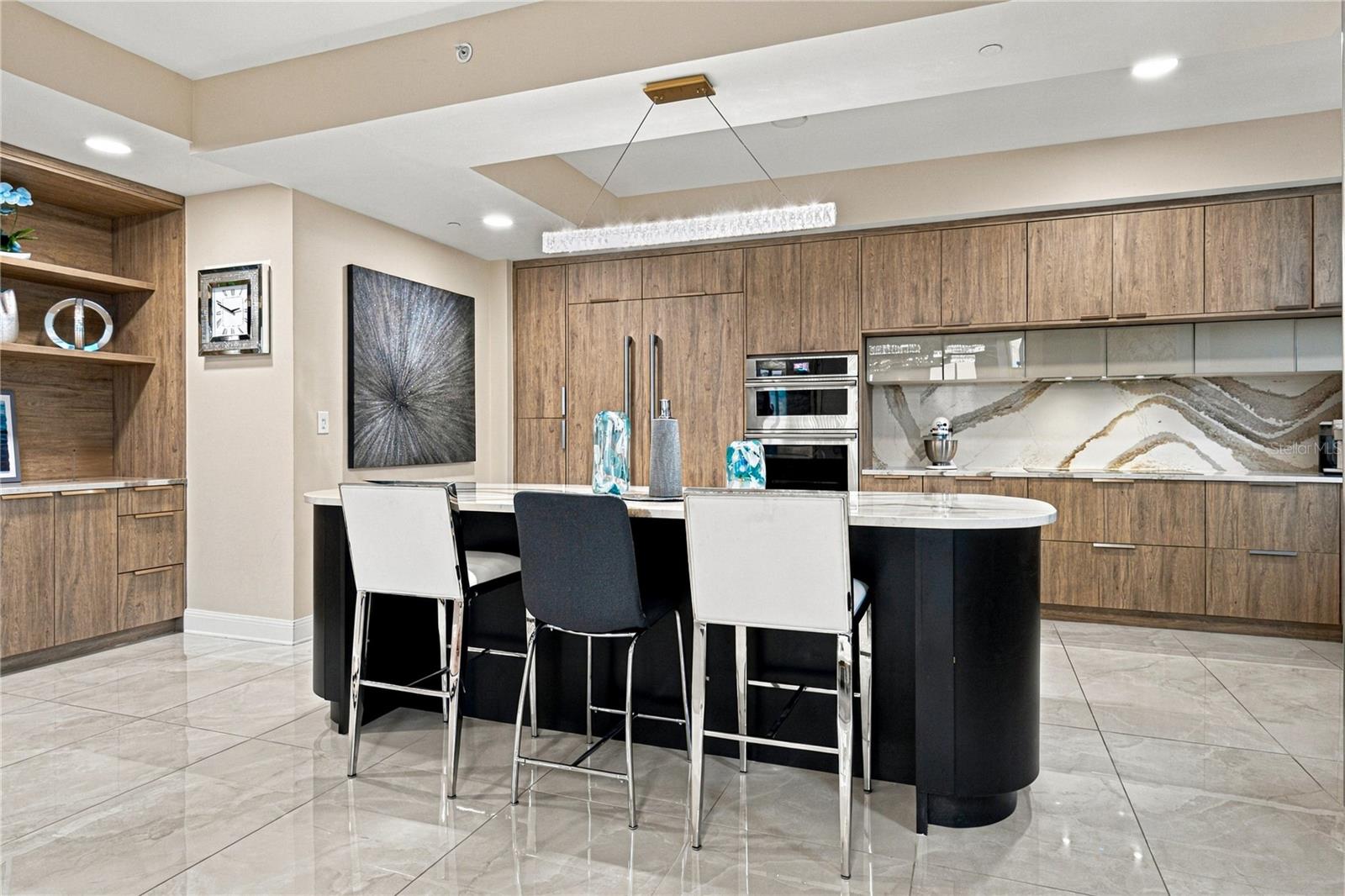 450 KNIGHTS RUN AVE #405