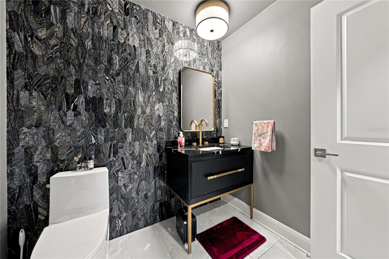 450 KNIGHTS RUN AVE #405