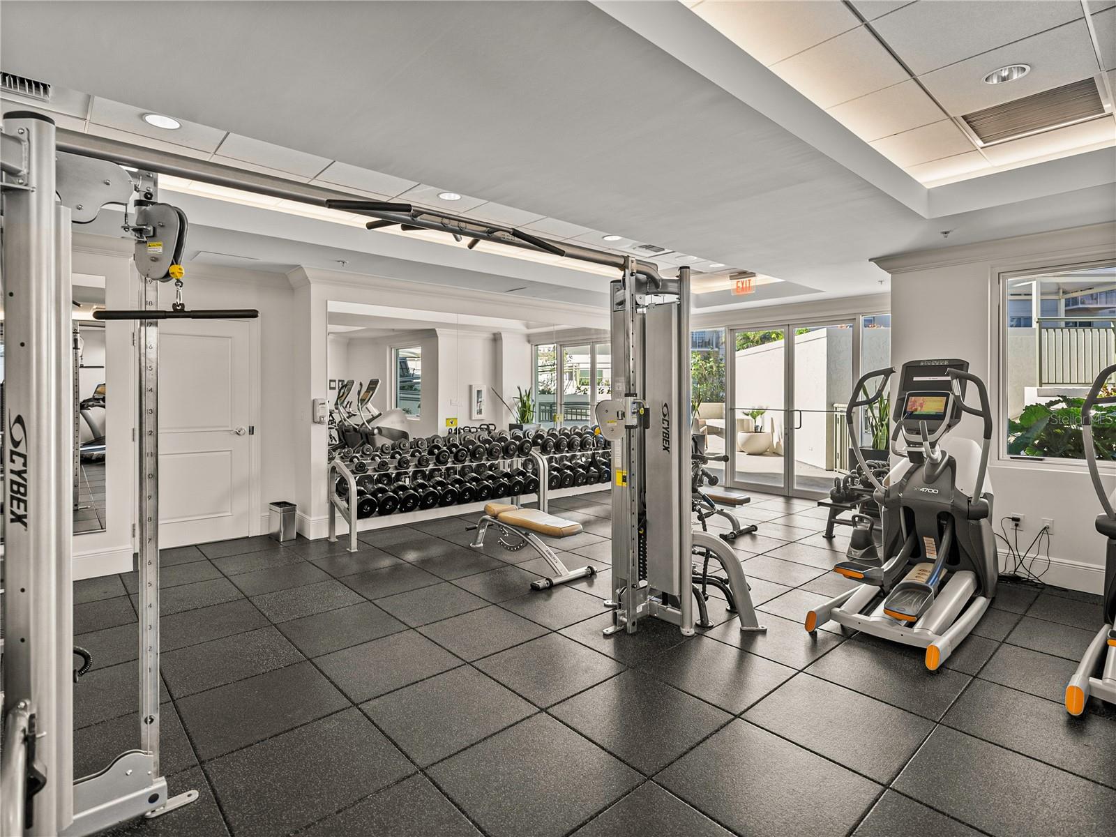 450 KNIGHTS RUN AVE #405