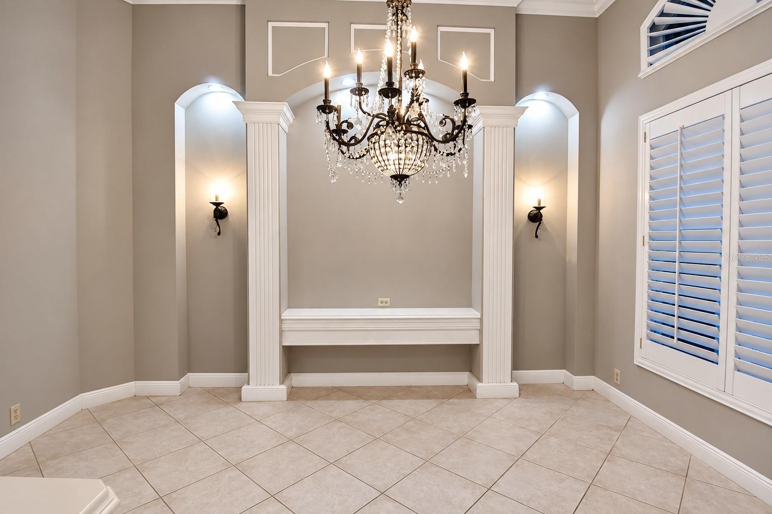 918 SHOALS LANDING DR