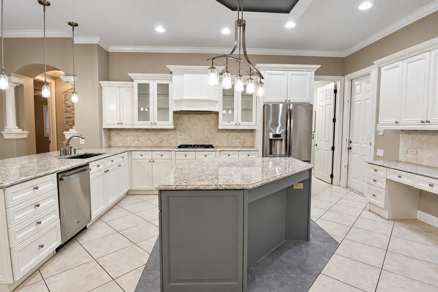 918 SHOALS LANDING DR