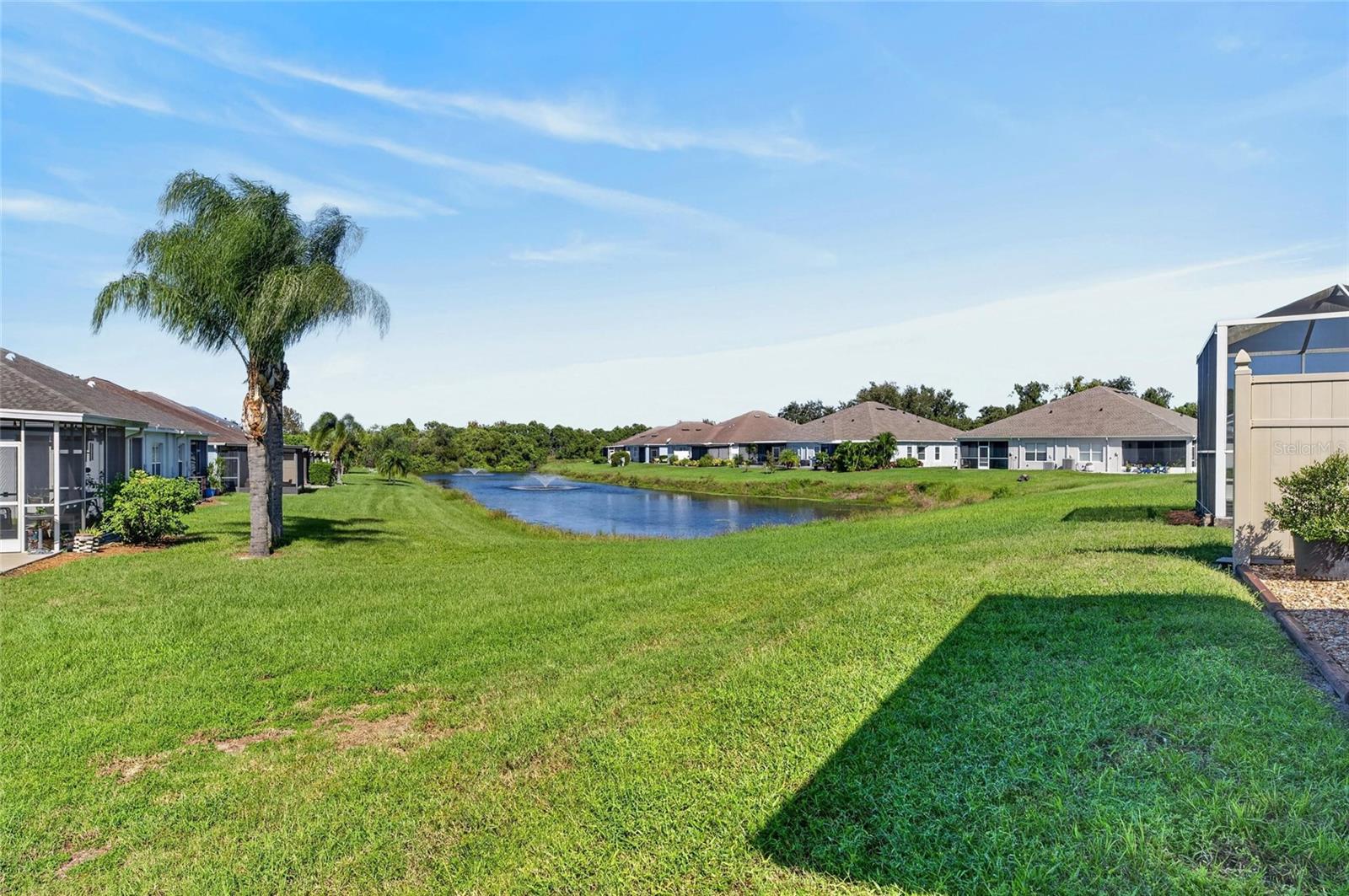 6817 SURREY OAK DR