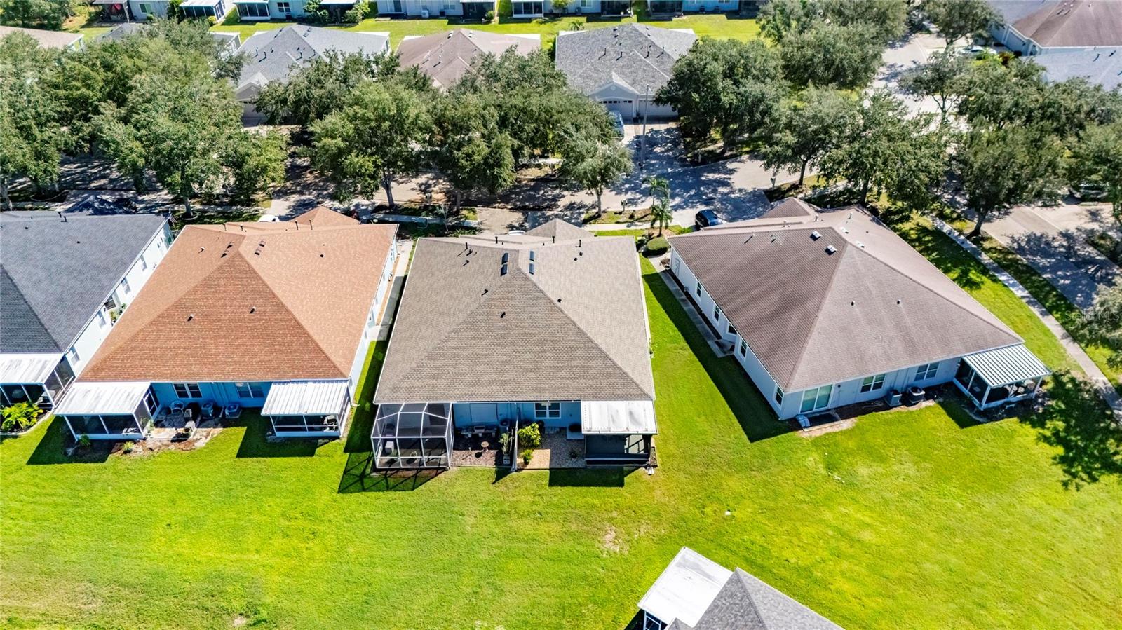 6817 SURREY OAK DR
