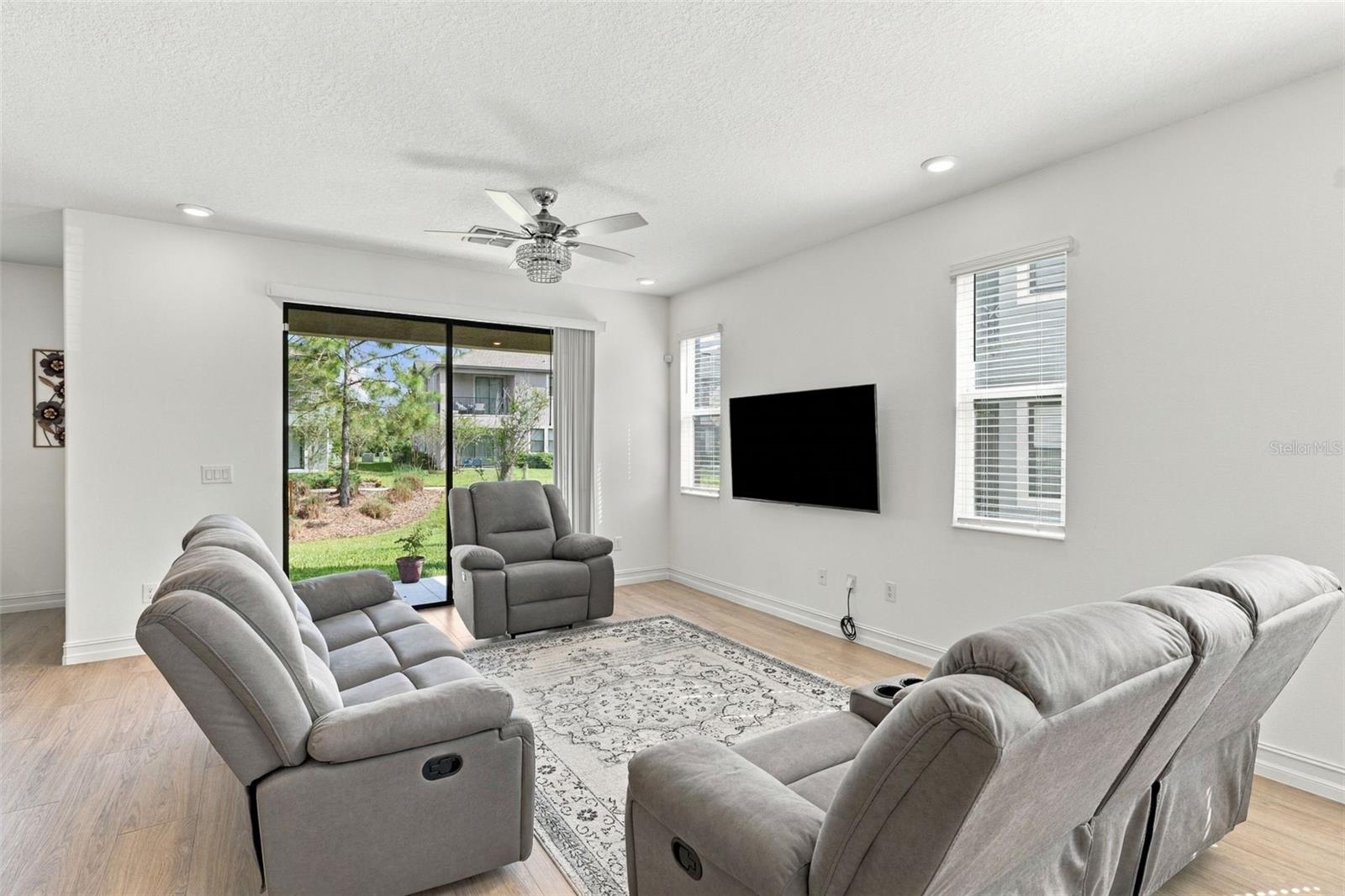 5127 SAN MARTINO DR