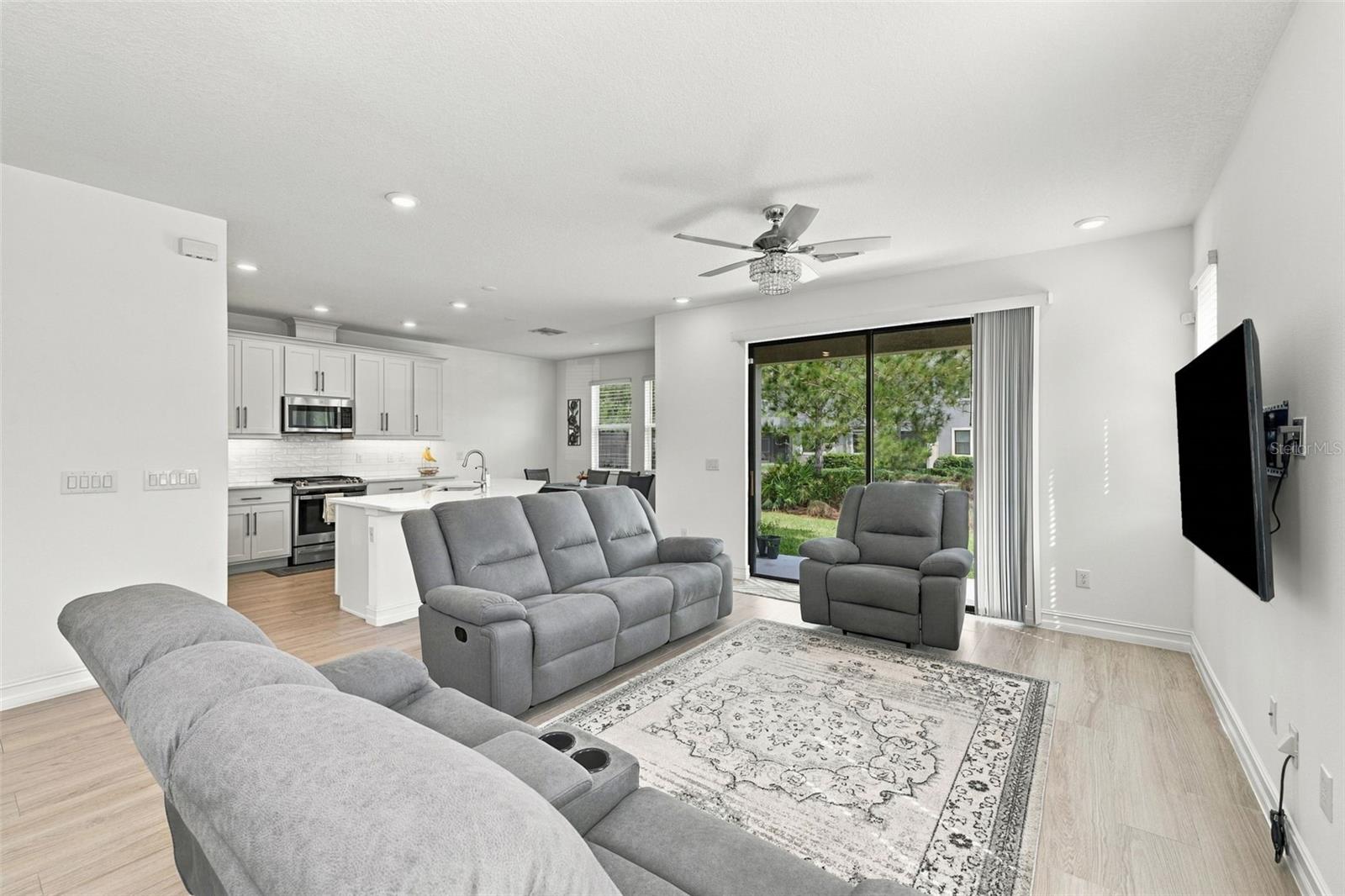 5127 SAN MARTINO DR