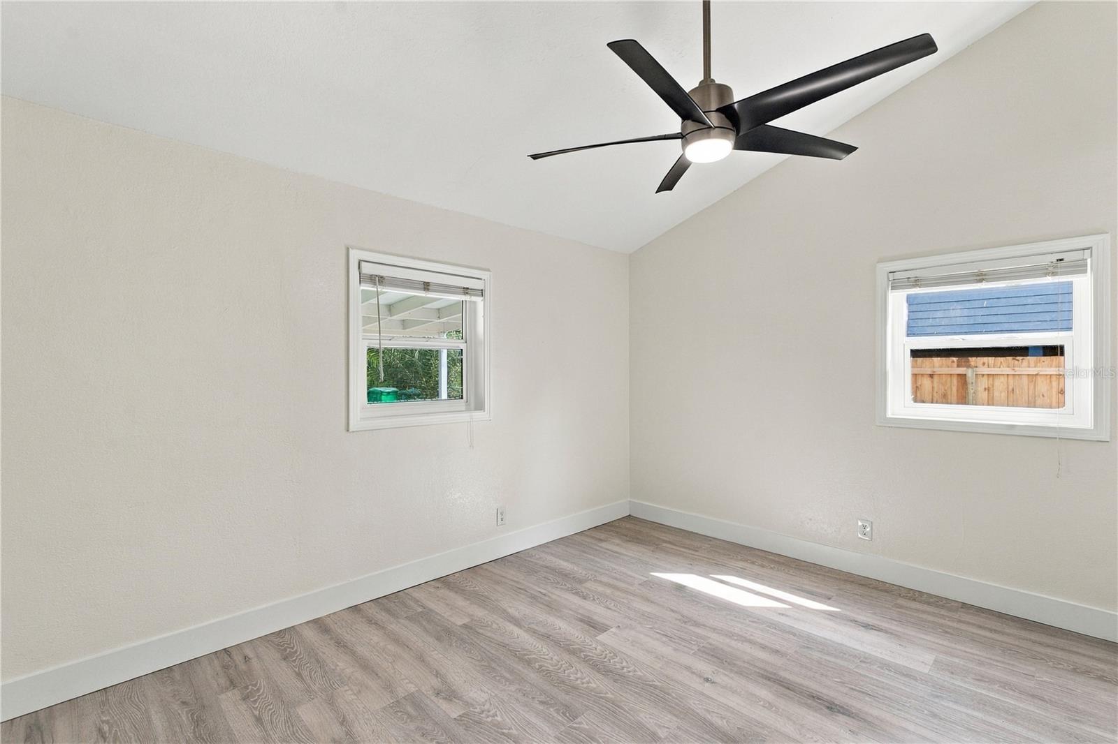 39 HAMILTON HEATH DR