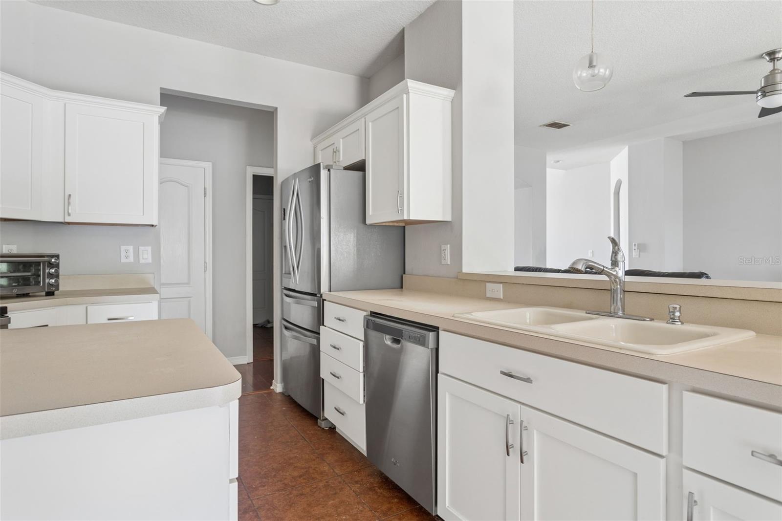 5727 GOLDEN OWL LOOP