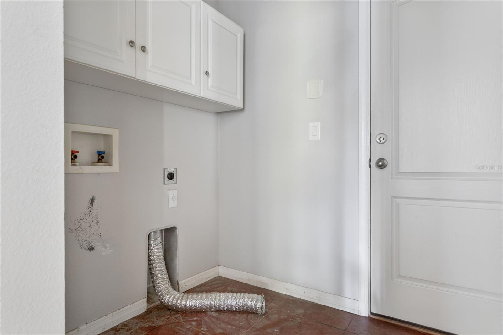 5727 GOLDEN OWL LOOP