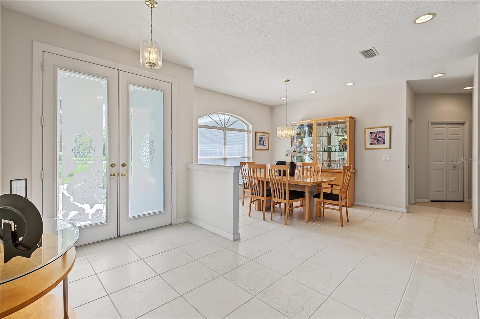 915 LAKE THOMAS LN