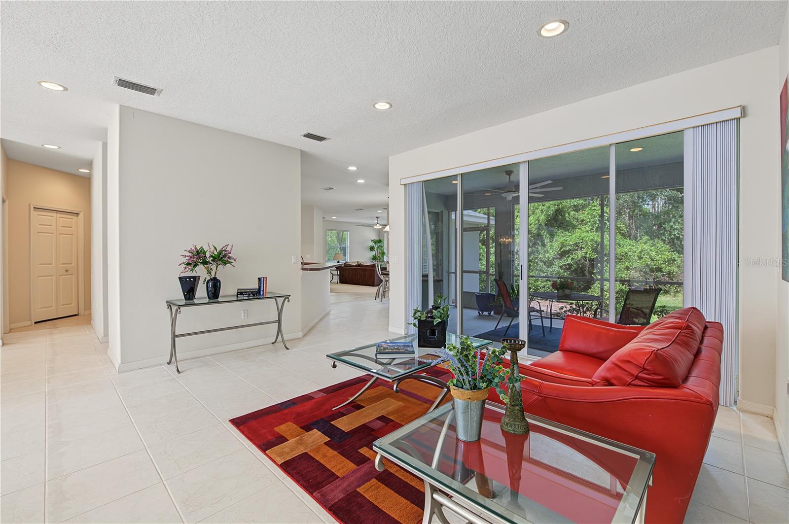 915 LAKE THOMAS LN