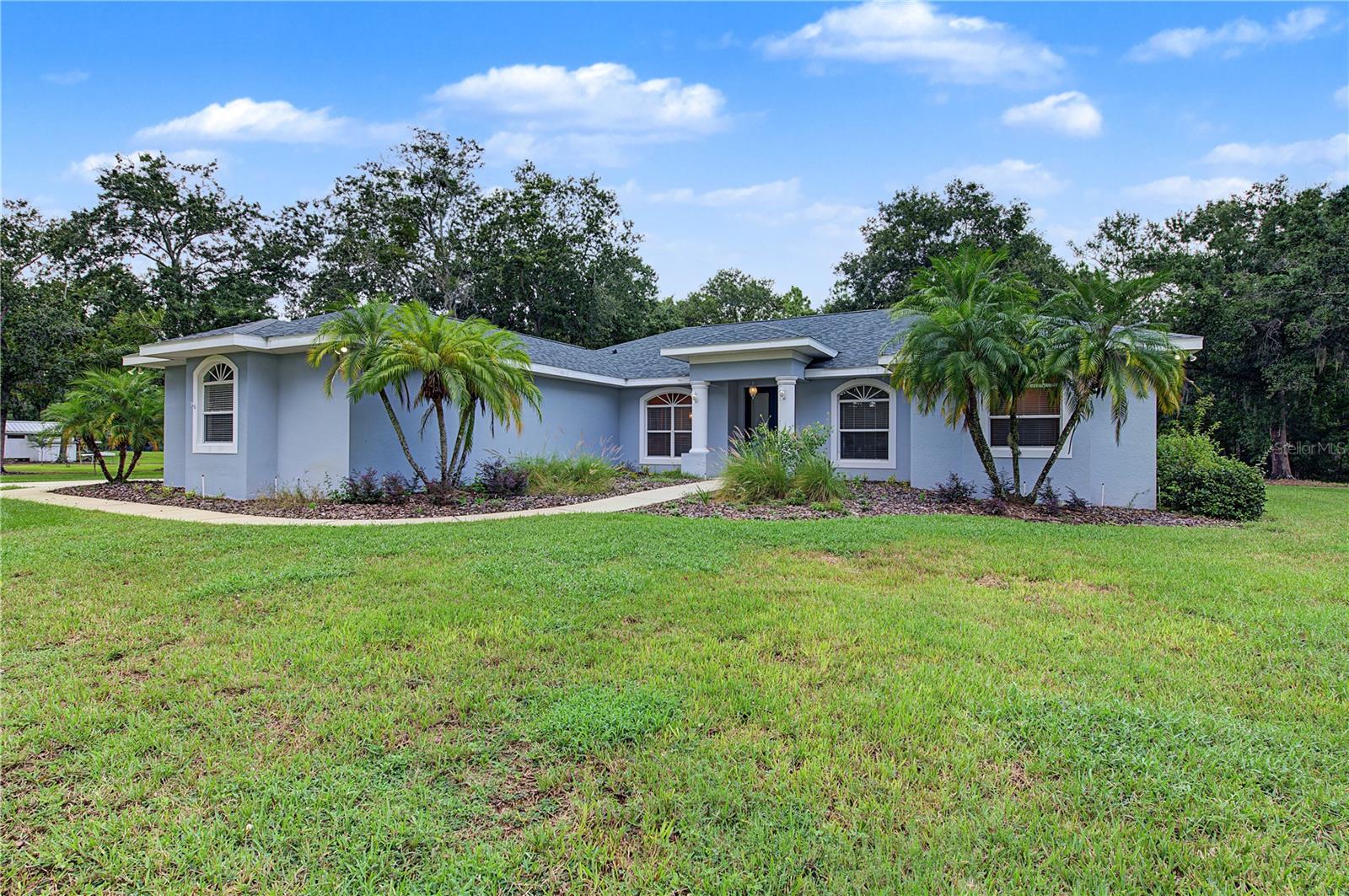 915 LAKE THOMAS LN