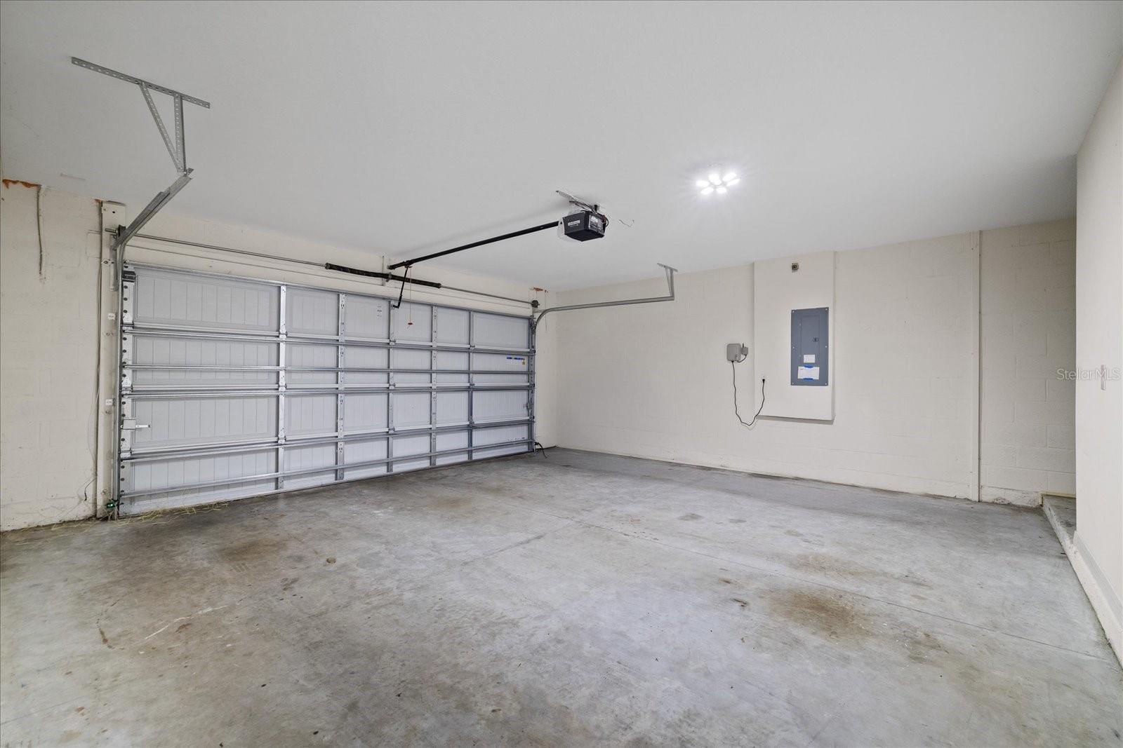 4568 SAND DOLLAR WAY