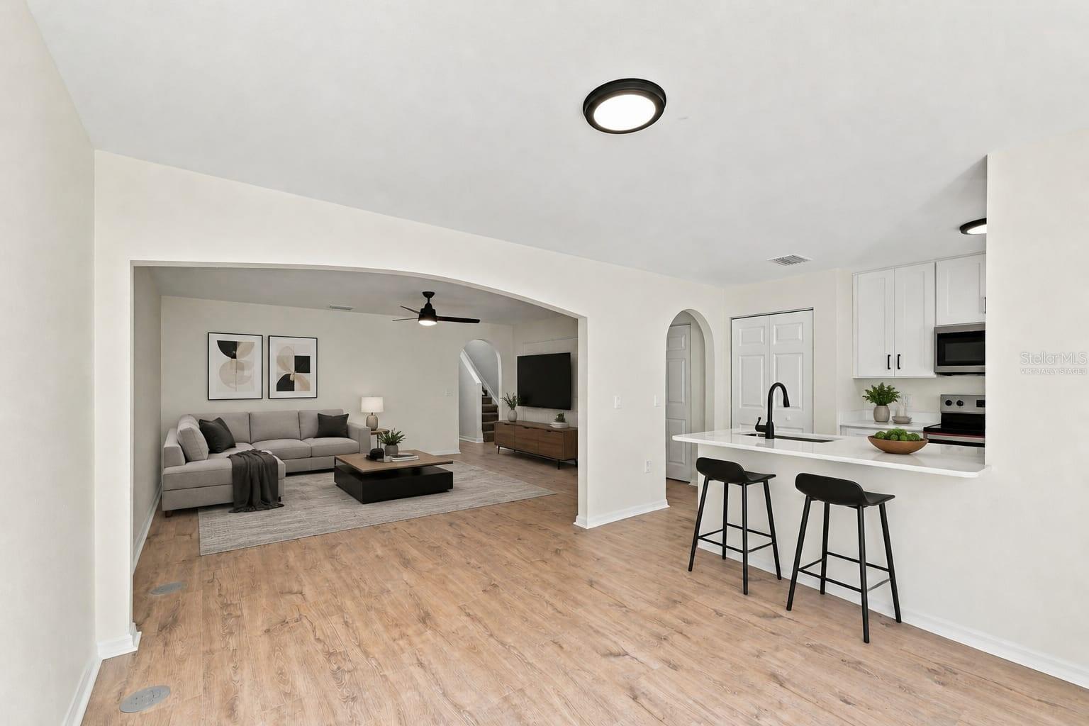 9951 ASHBURN LAKE DR