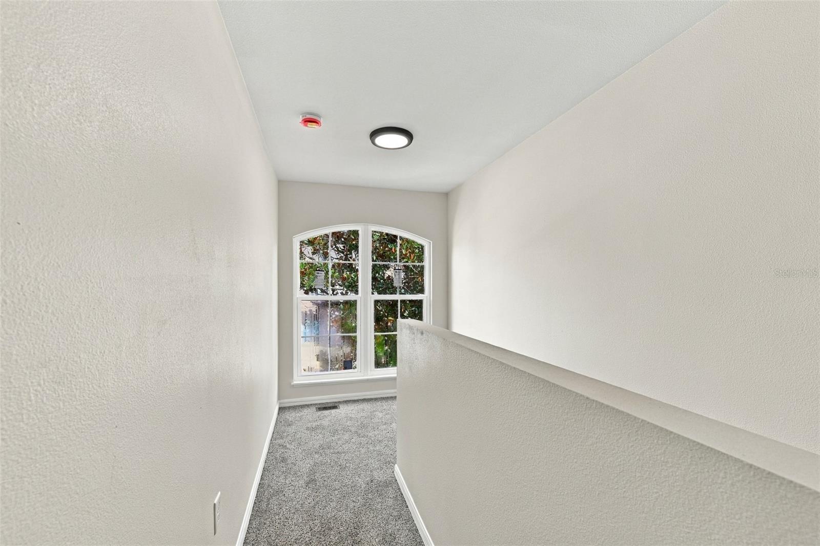 9951 ASHBURN LAKE DR