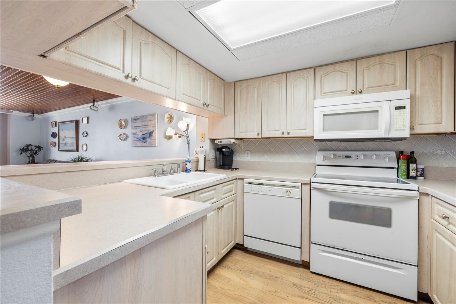 6035 SEA RANCH DR #507