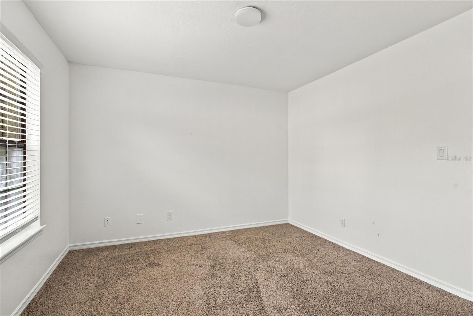 2302 MAKI RD #37