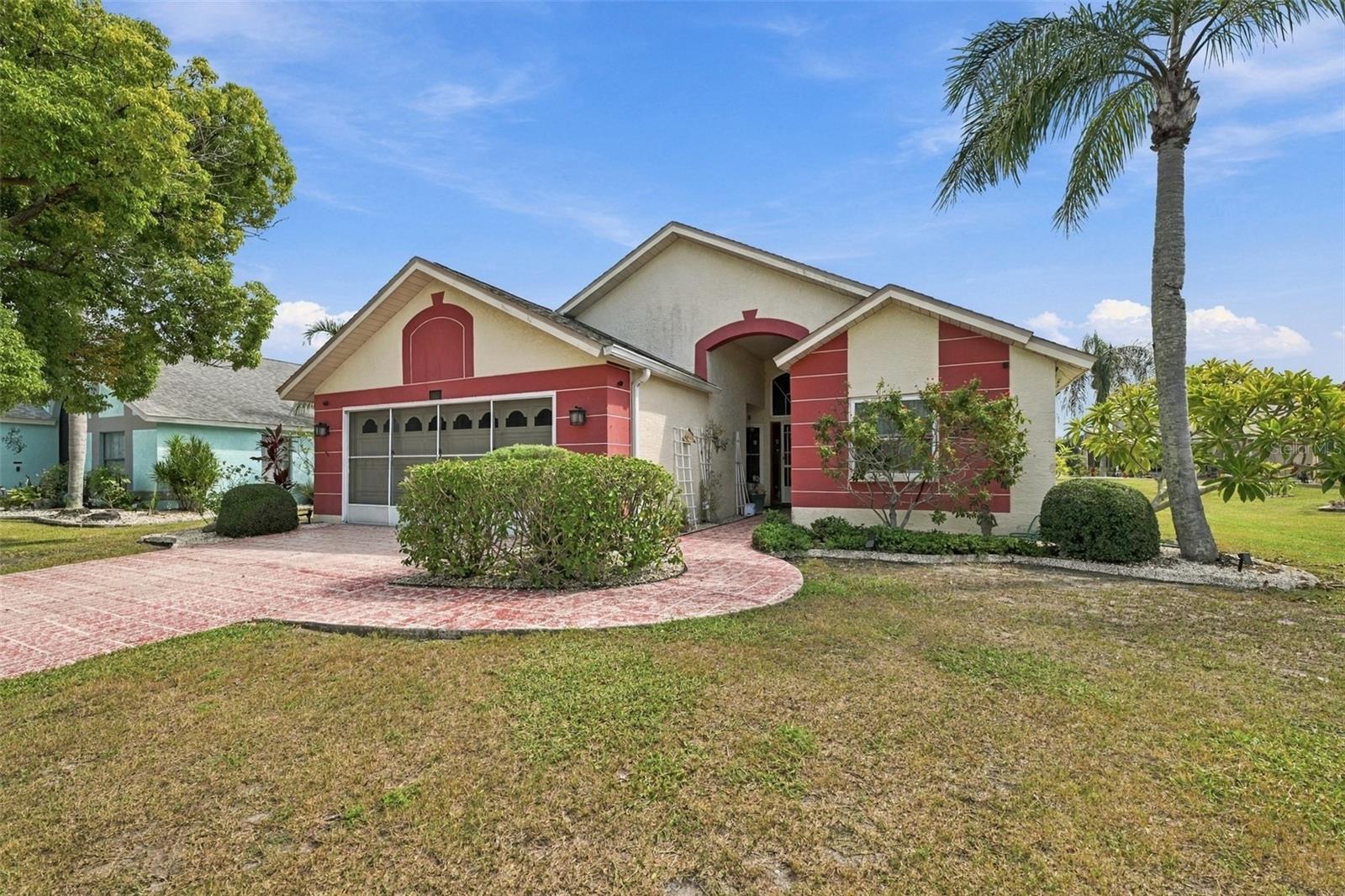 1803 E DEL WEBB BLVD