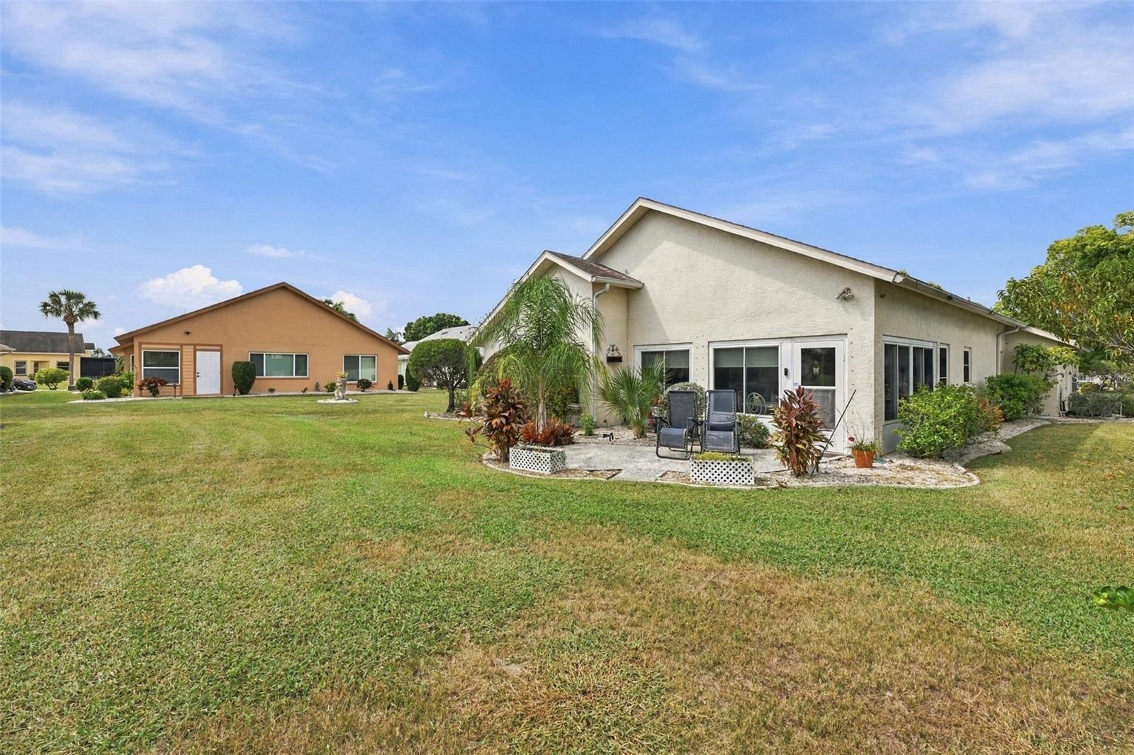 1803 E DEL WEBB BLVD