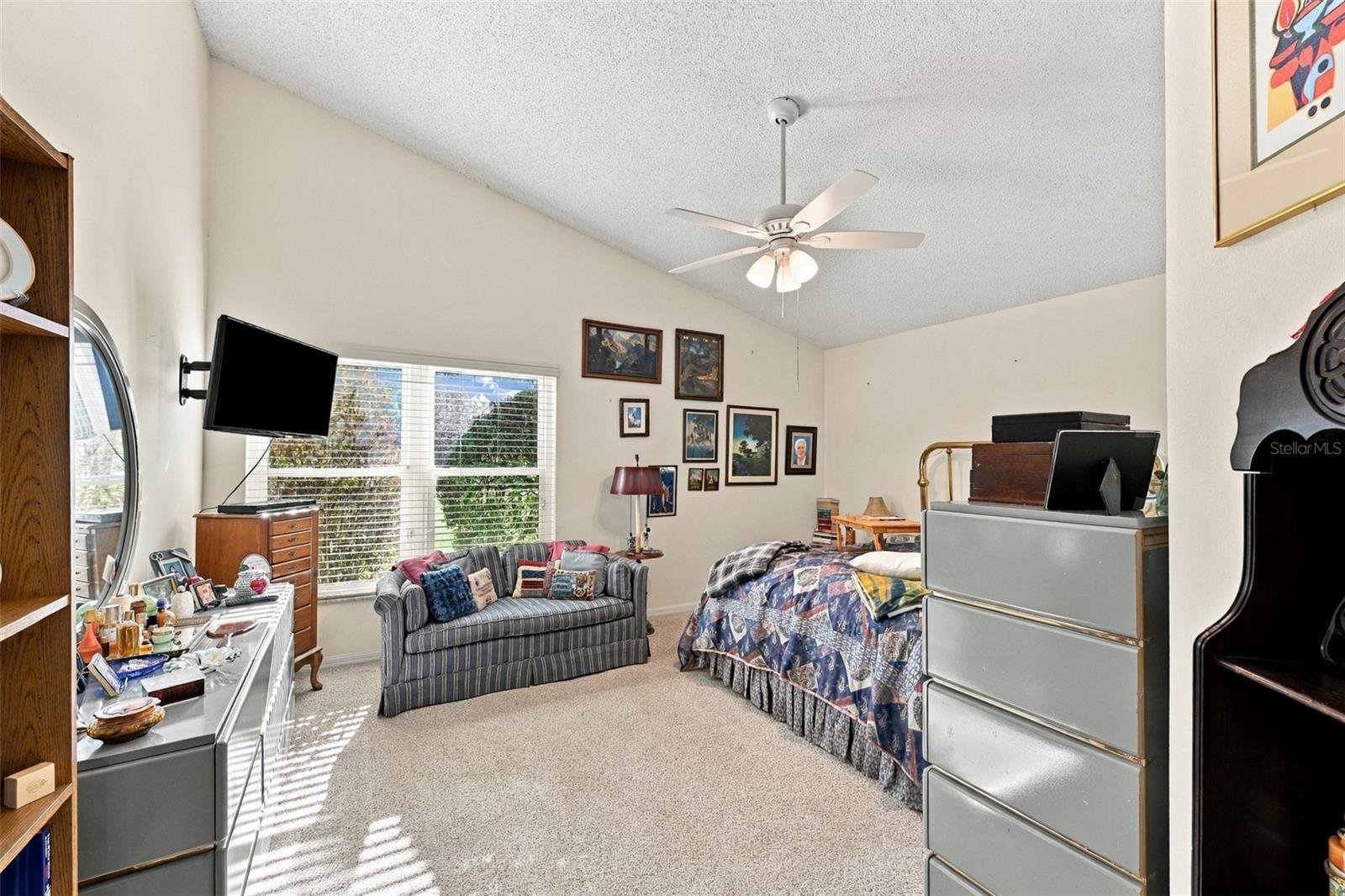 1803 E DEL WEBB BLVD
