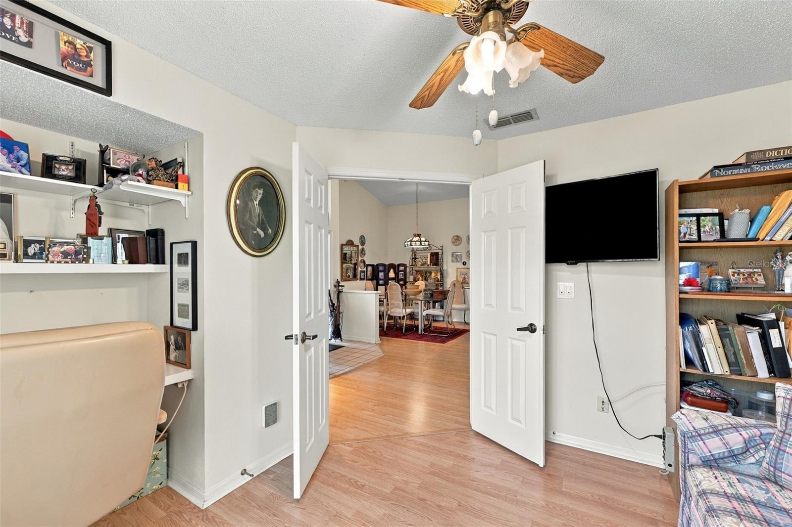 1803 E DEL WEBB BLVD
