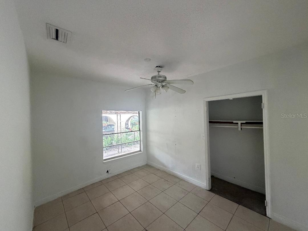 2921 E 24TH
