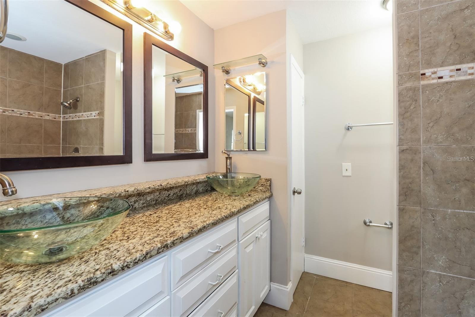 12408 GOLDEN OAK CIR