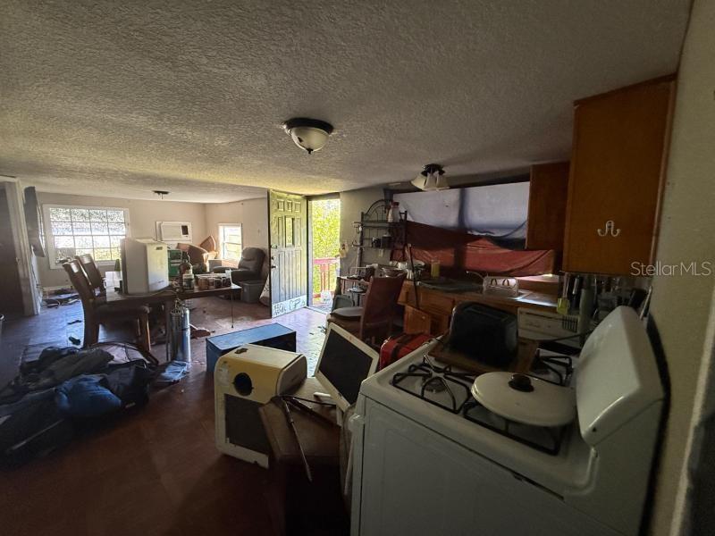 12129 ROBINHOOD RD