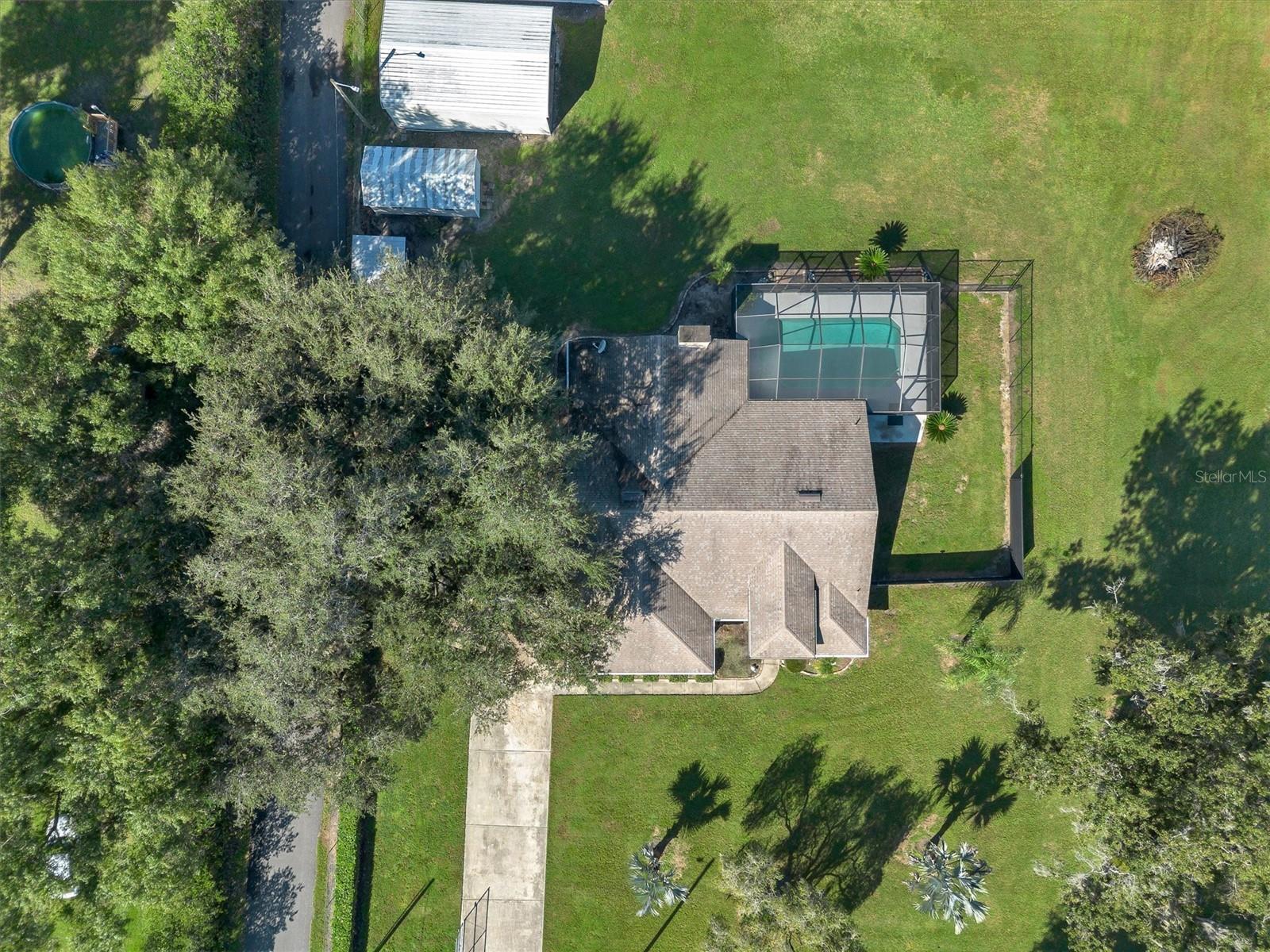 302 N WEBB RD