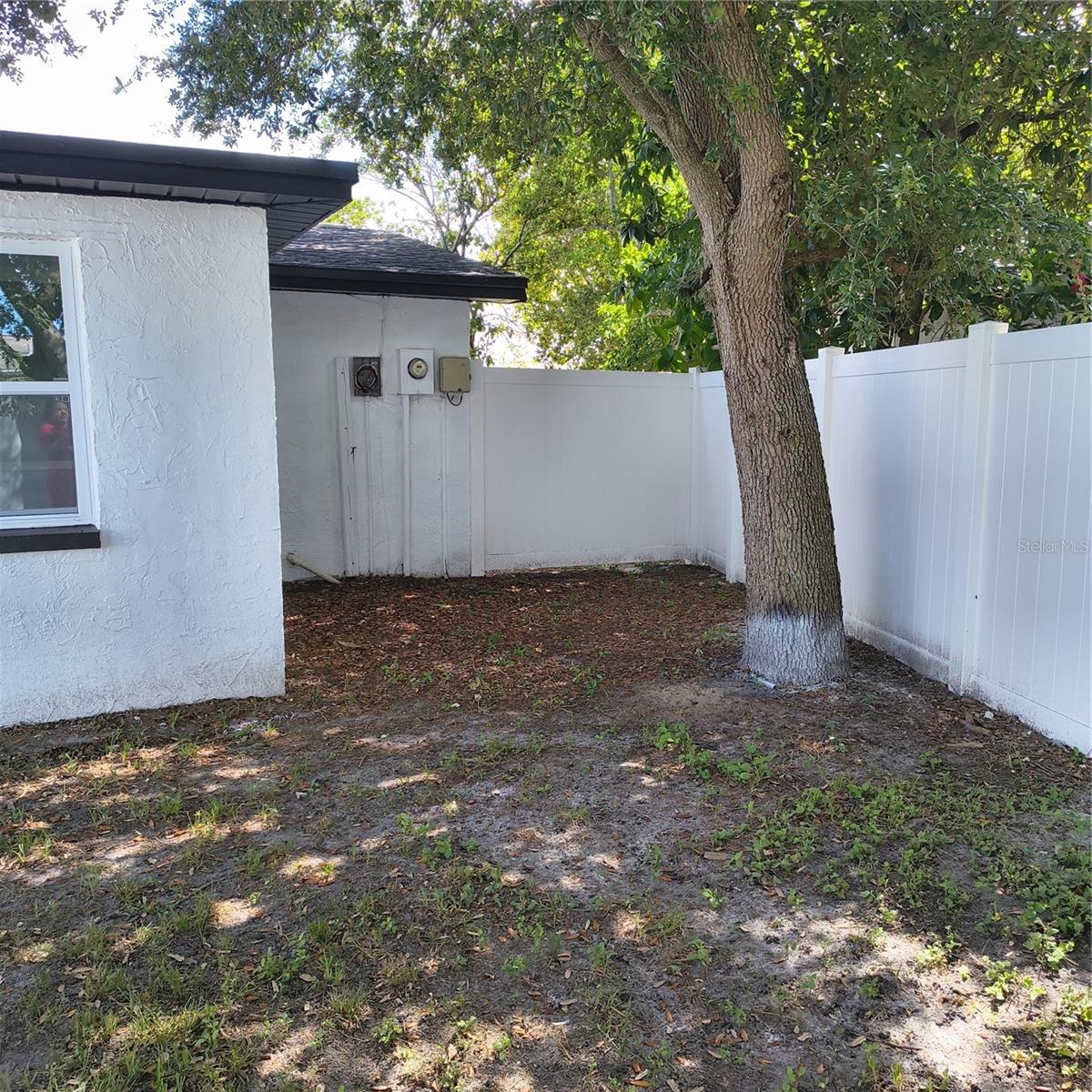 10131 OLD ORCHARD LN