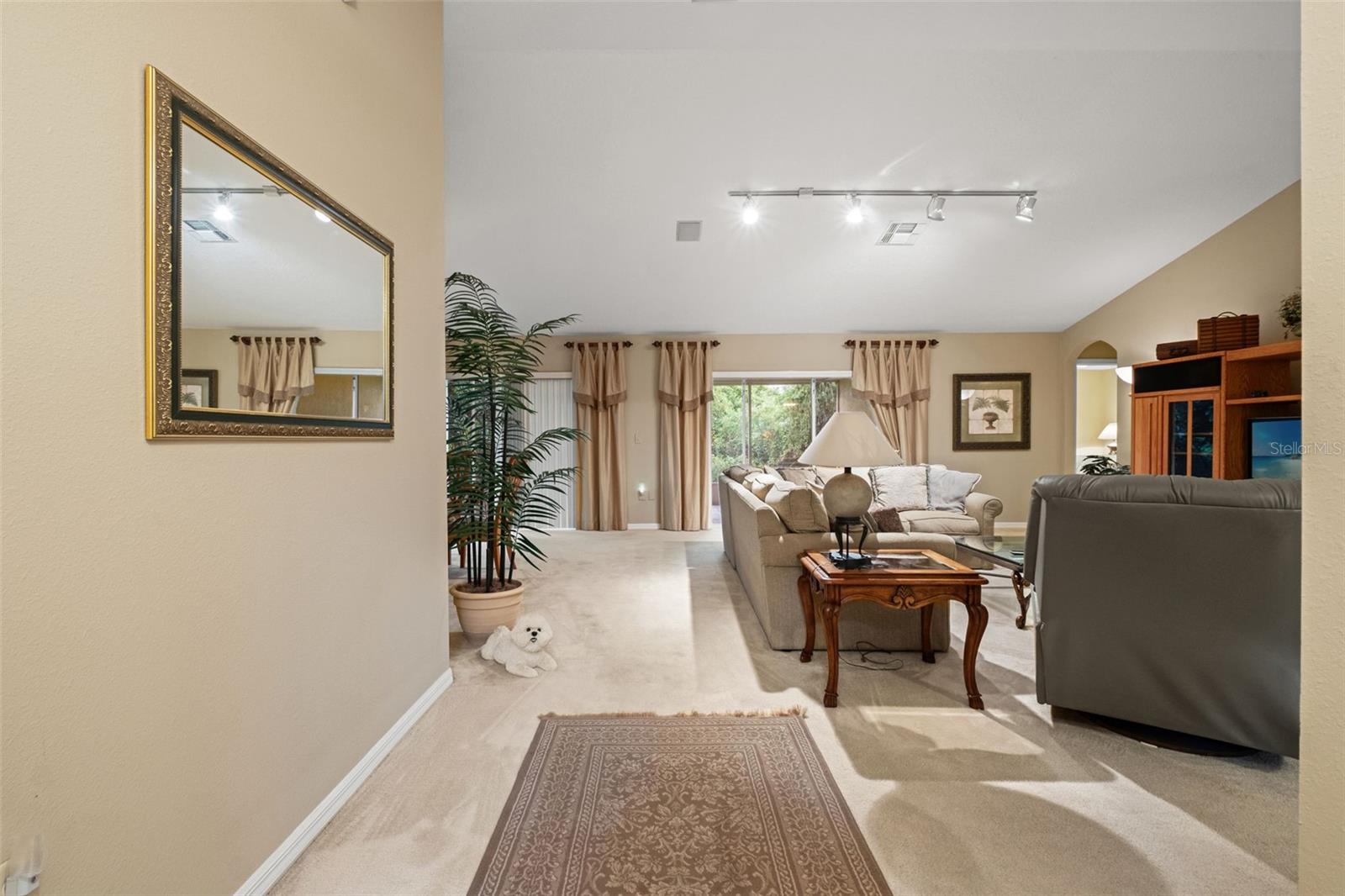 10628 COLLAR DR