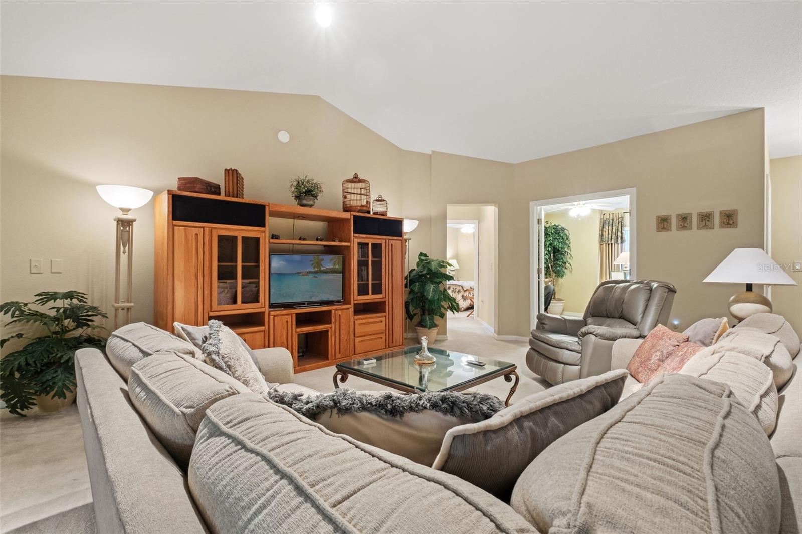10628 COLLAR DR