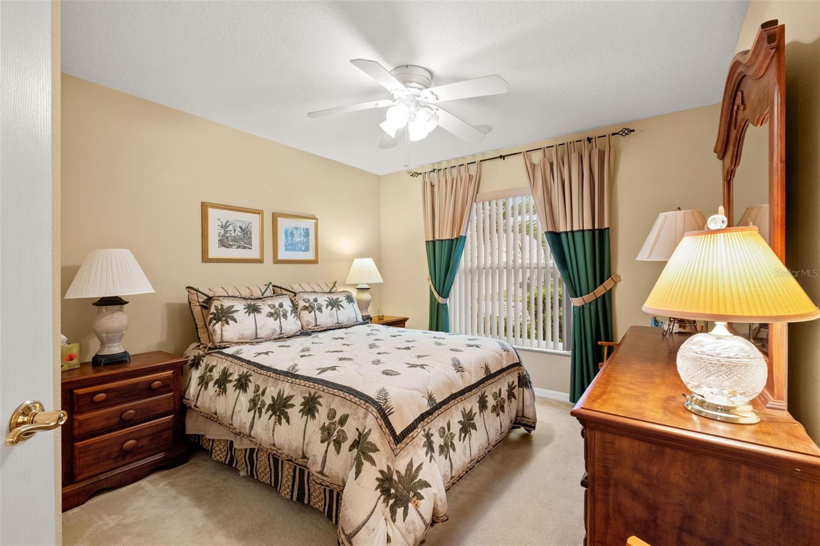 10628 COLLAR DR