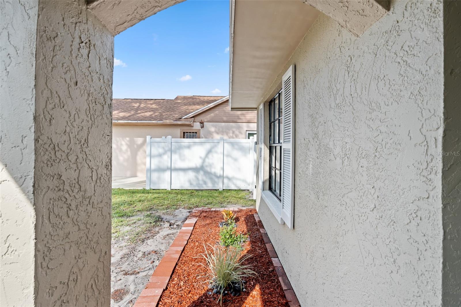 7131 HOLLOWELL DR